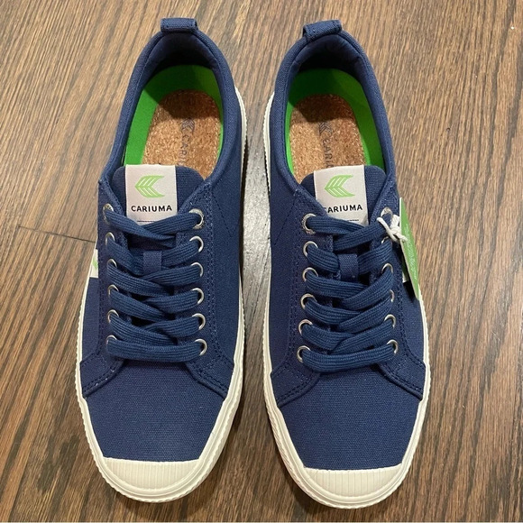 NEW Cariuma MINERAL BLUE Low Top Canvas Sneakers Shoes Women’s 10 Men’s 8.5 - Picture 1 of 11
